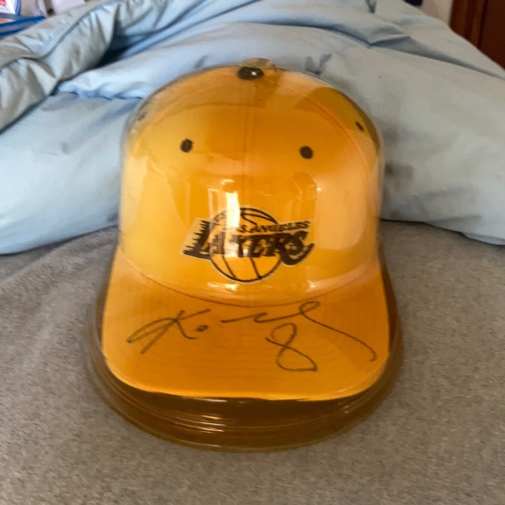 Kobe Bryant signed hat